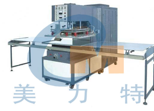 塑料壓花機(jī)    塑料壓花機(jī)價(jià)格