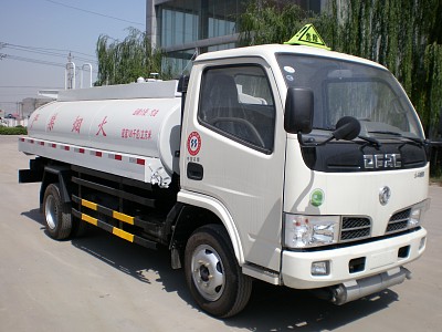 河南平頂山3噸加油車(chē)廠家5噸加油車(chē)廠家5噸加油車(chē)價(jià)格